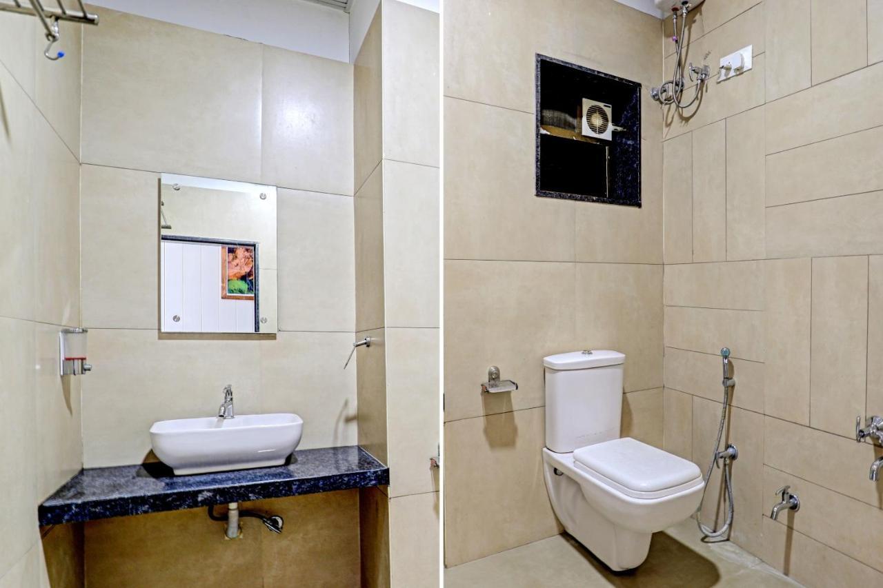 ホテルOyo 70752 Viram House Gorwa エクステリア 写真